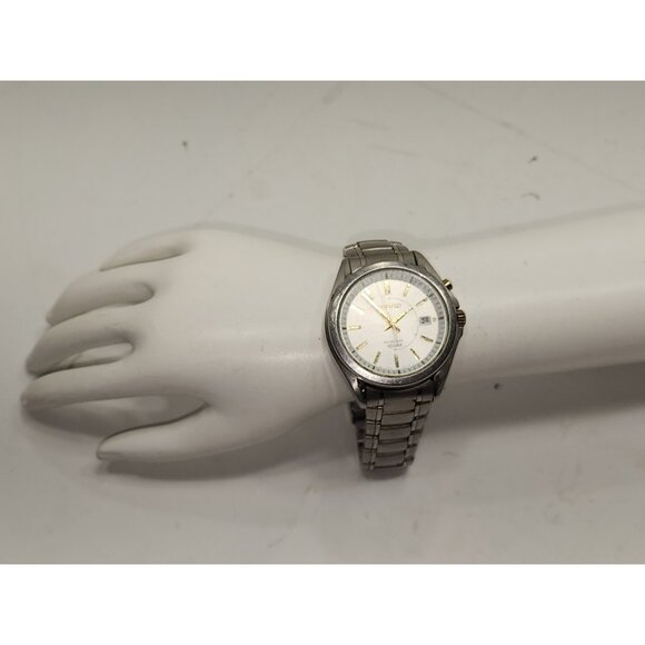 Seiko Mens Kinetic 100m Silver Stainless Water Resistant Date White Quartz Watch - Picture 1 of 6